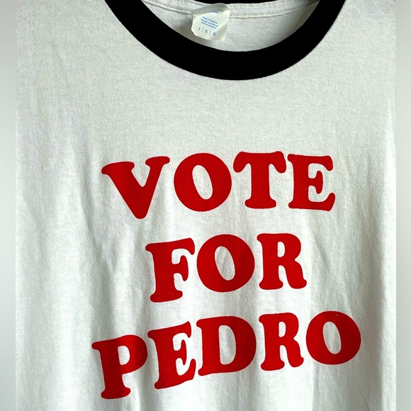 Retro Pedro Tshirt Large - Picture 2 of 3